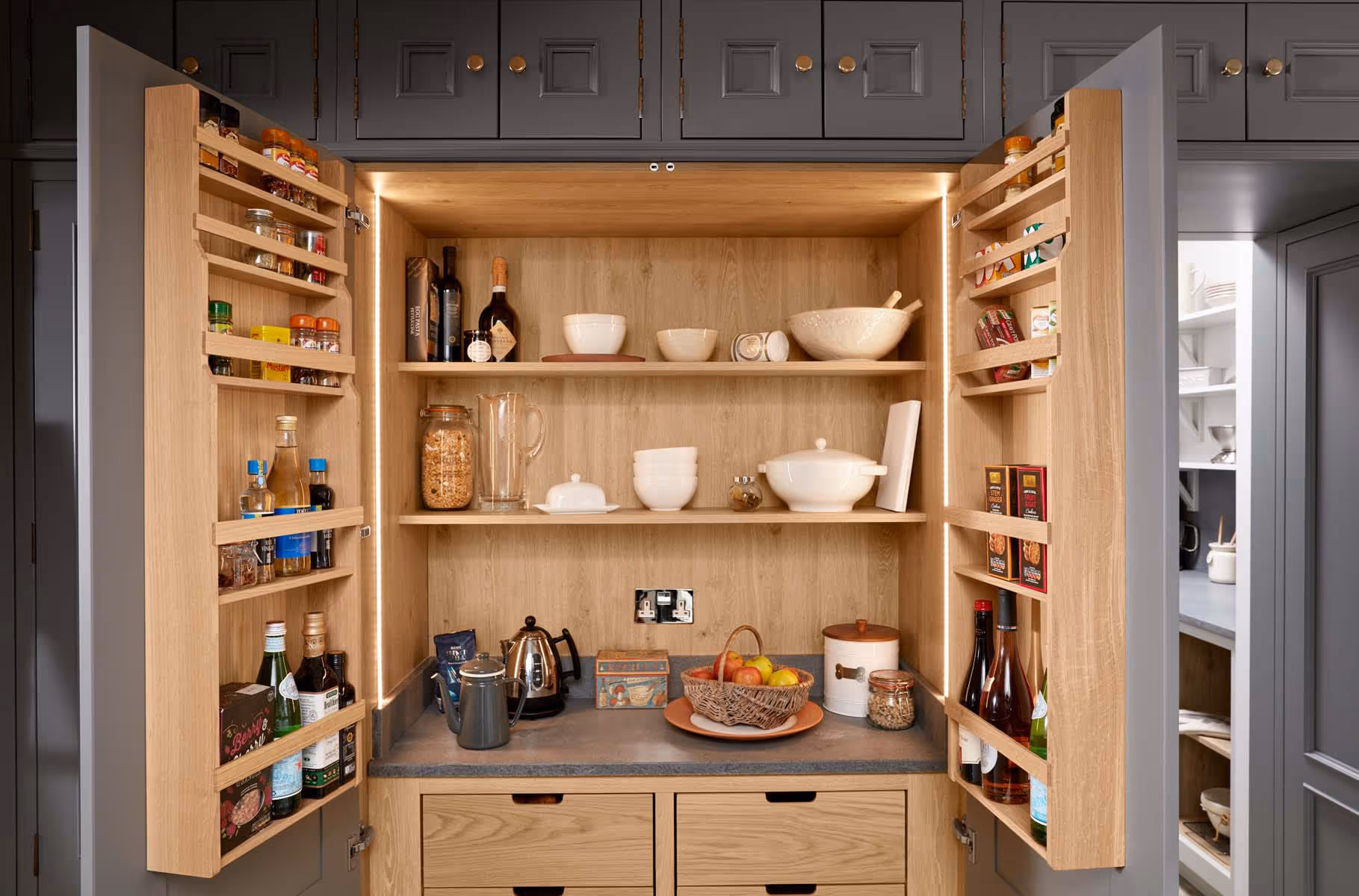 1909 Georgian bespoke kitchen by Anthony Lawrence Interiors, Saddleworth