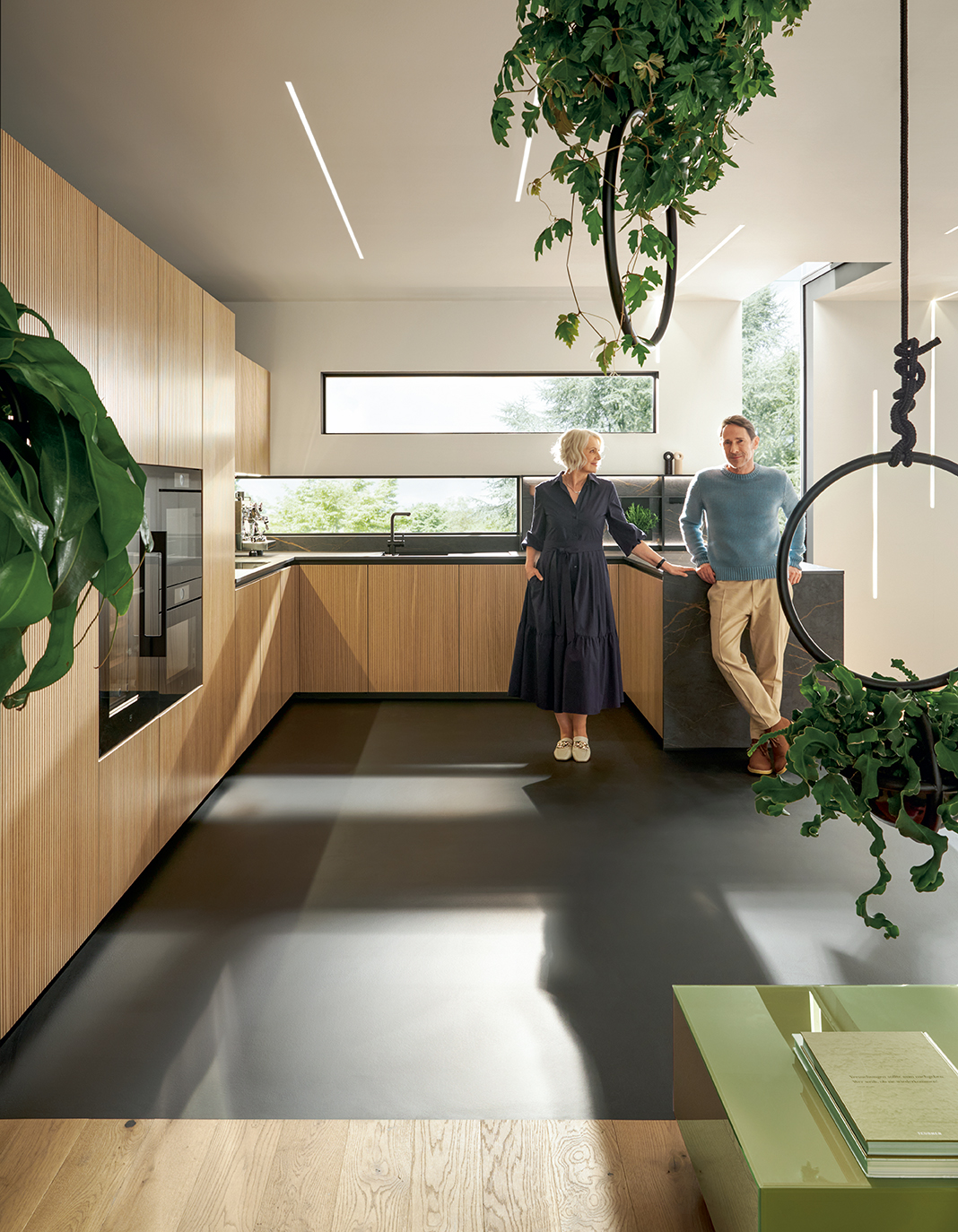 Next125 handleless contemporary kitchen in a warm matt finish